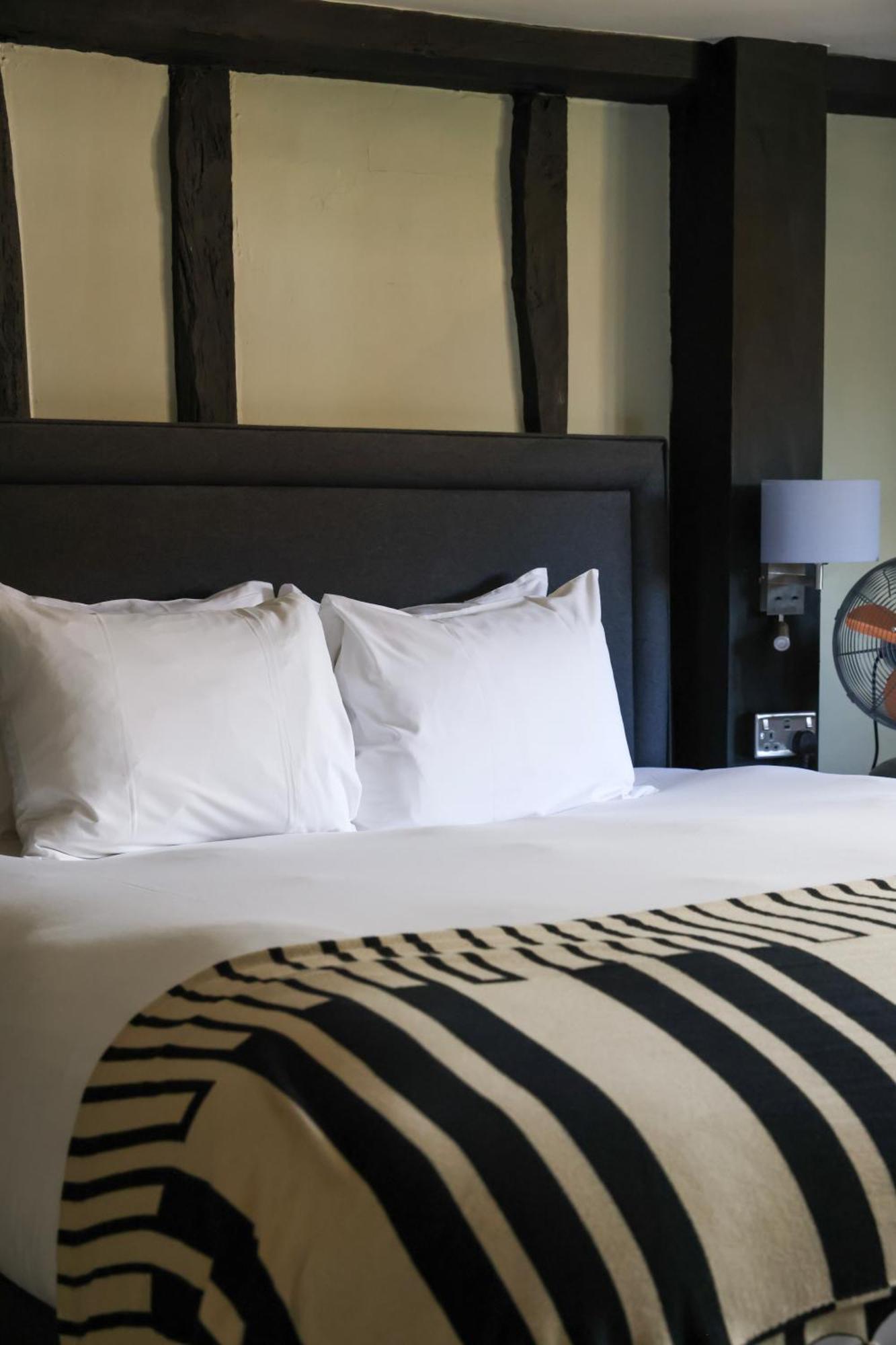 The Windmill Hotel Maidstone Ngoại thất bức ảnh